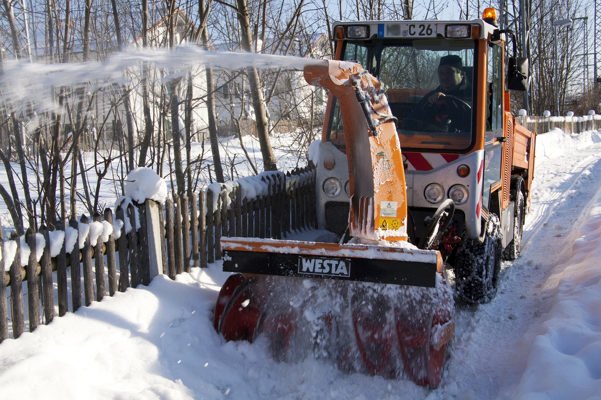 ローターリー除雪車の免許 ワイズトラックブログ 中古トラック販売 修理 架装 売却 ワイズトラック